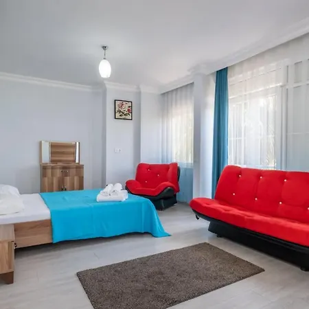 Superb Secluded Villa With Private Pool In Antalya *