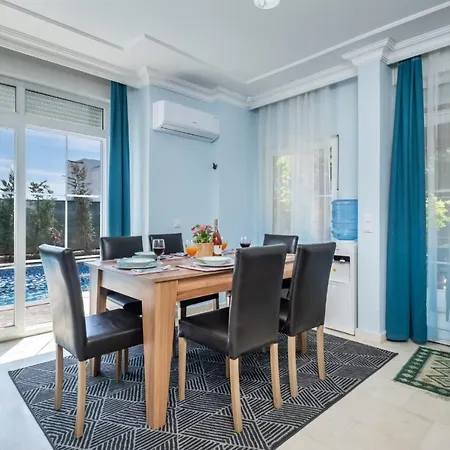 Superb Secluded Villa With Private Pool In Antalya